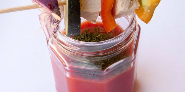 Mangia e bevi di pomodoro con verdure e tofu: la ricetta | Pomodoro Petti