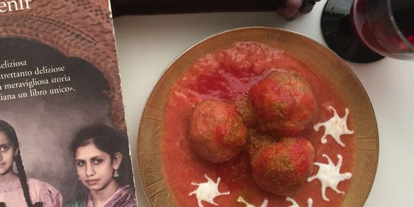 Curry Meatballs with sieved tomatoes | Petti Recipes