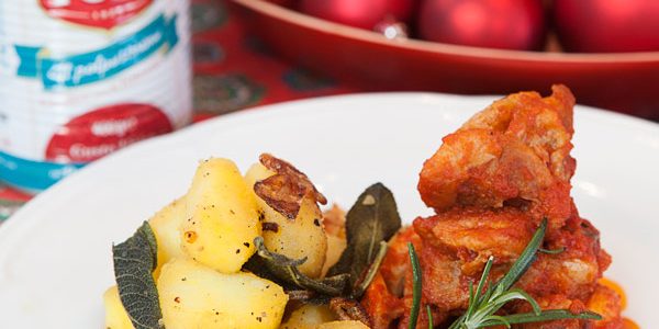 Pollo in potacchio con patate alle erbe: la ricetta | Pomodoro Petti