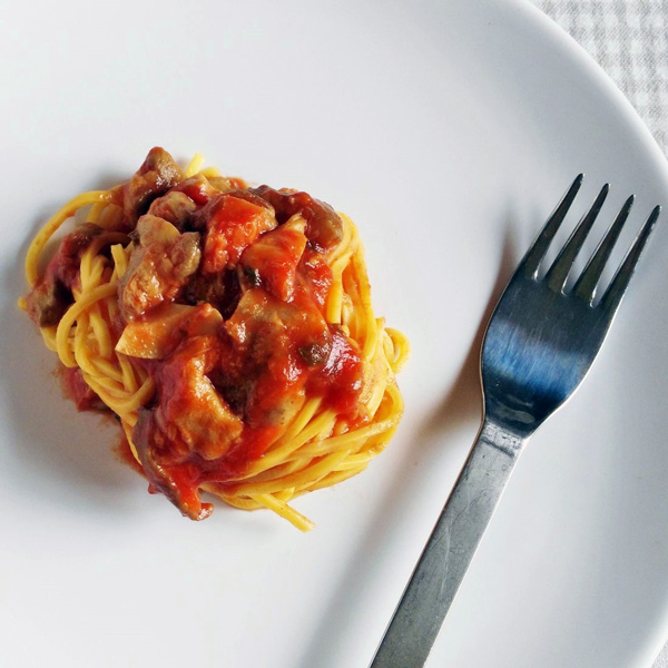 Taglierini al sugo di funghi con passata di Datterini: la ricetta | Pomodoro Petti