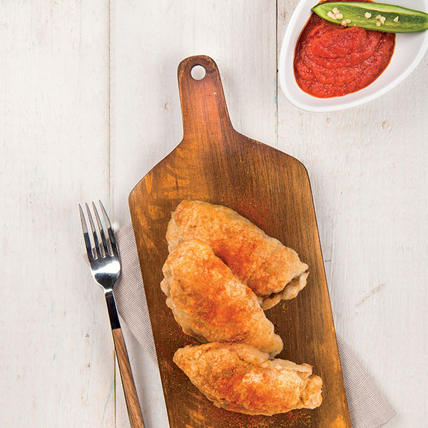 Empanada di pollo e manzo con salsa Jalapeῆo: la ricetta | Pomodoro Petti